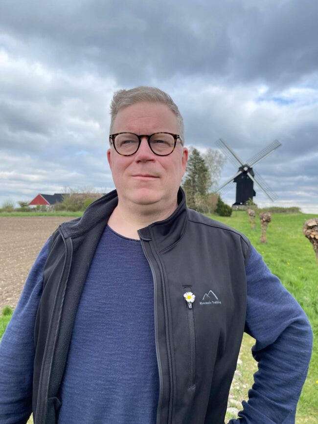 28abd5a6-44d1-44a3-a56a-6b895a410a96